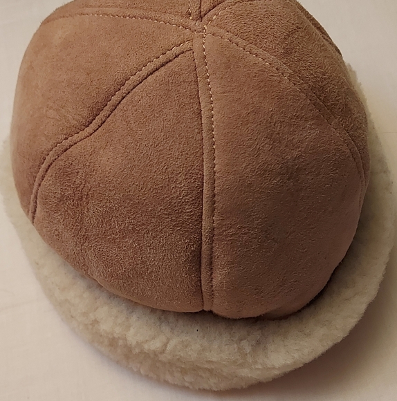 Vintage Tan Shearling Hat - Picture 5 of 9